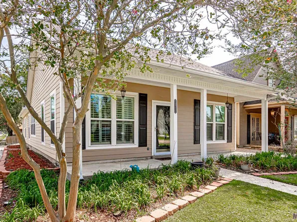 10711 Misty Hollow Ave, Baton Rouge, LA 70810
