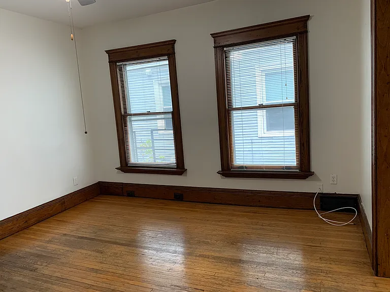 27 Buena Pl #3 — Photo 8