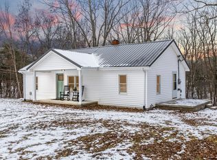 1184 Snow Creek Rd, Clay City, KY 40312