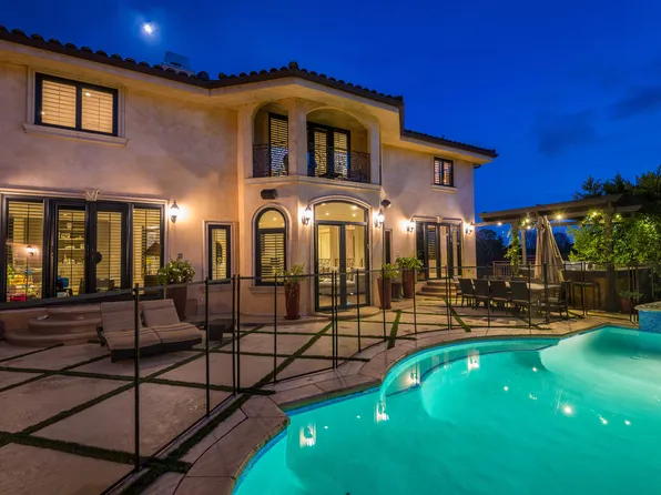 2959 N Beverly Glen Cir, Los Angeles, CA 90077