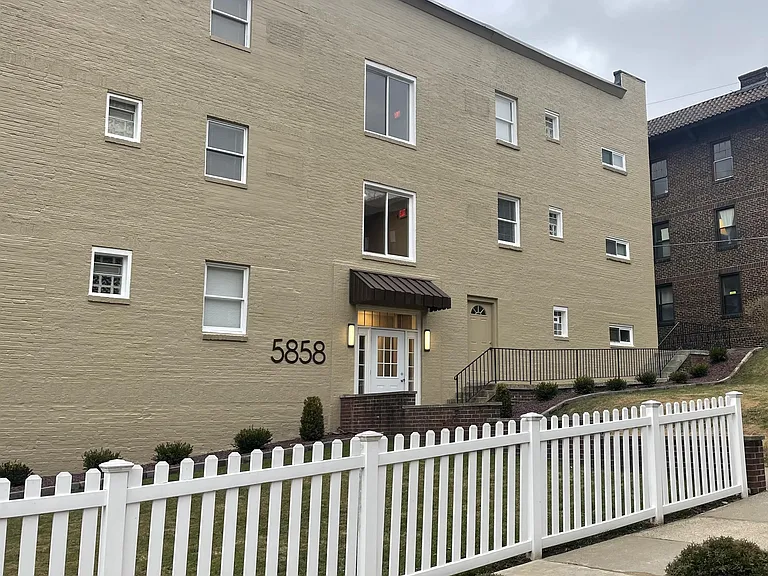 5858 Alderson St #3 — Photo 11