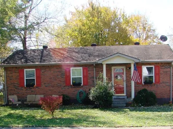 1500 Raven Ct, Radcliff, KY 40160