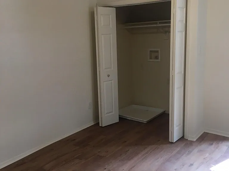 372 Cliff Mine Rd #1 — Photo 4