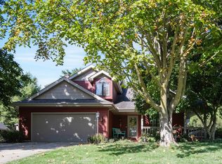 50605 Deer Ridge Ct, Granger, IN 46530