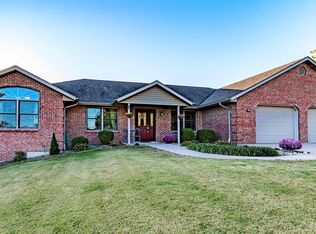 806 Branch Rd, Holts Summit, MO 65043