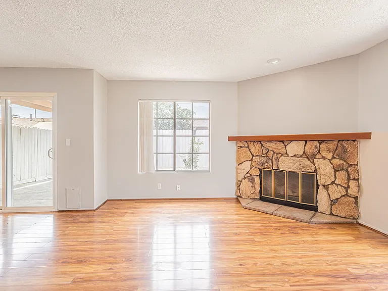 15809 Francisquito Ave #4 — Photo 31