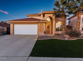 3296 Garden Point Dr, El Paso, TX 79938