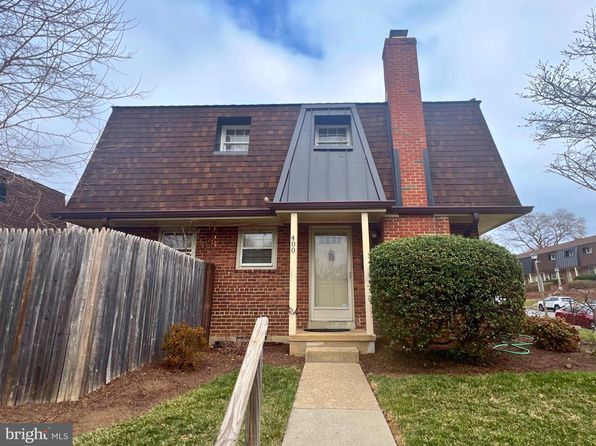400 James Ct #40, Falls Church, VA 22046