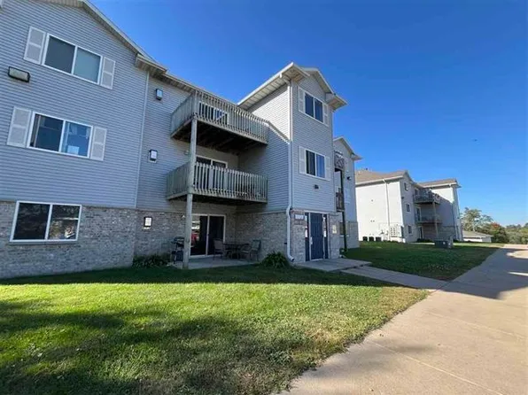 557 N 4th St #557, West Branch, IA 52358