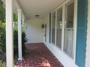 208 W Bronson St, Sparta, TN 38583