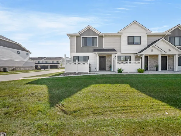 2622 SE Osier Ave, West Des Moines, IA 50265