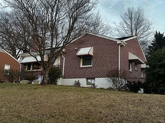 4th image of 4532 Oakdale Dr