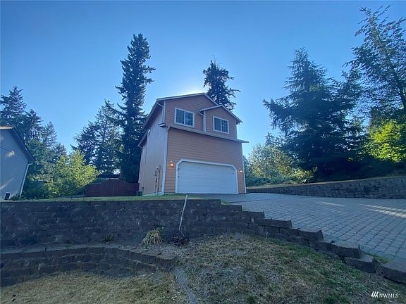 2nd image of 21714 Se Clearlake Boulevard