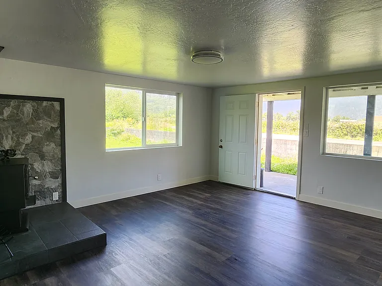 120 Hilton Rd — Photo 36