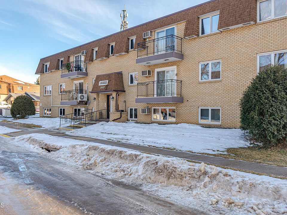 1st image of 2027 N Kavaney Dr APT 1