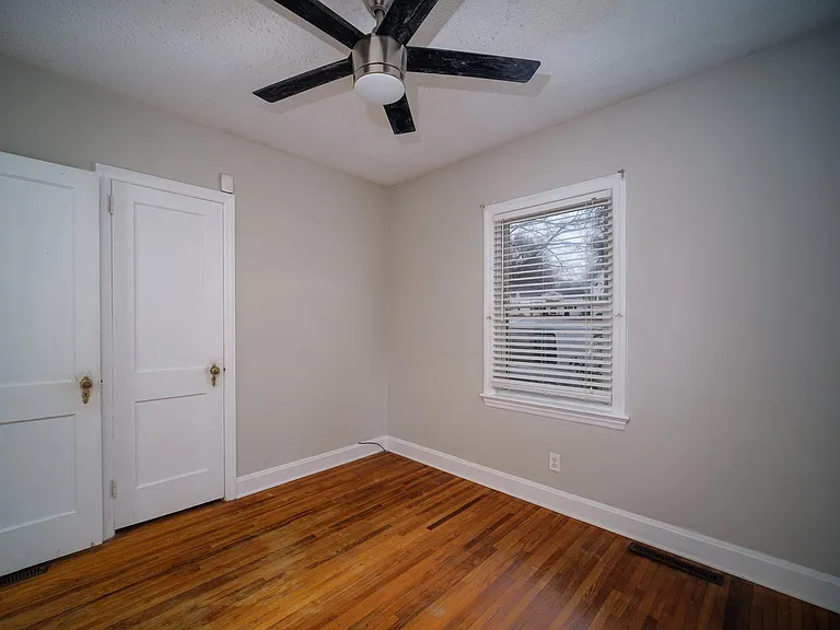 3030 Marlowe Ave — Photo 22