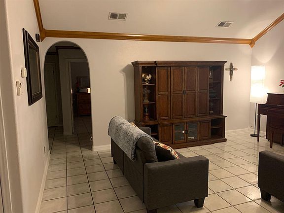2nd image of 3905 Calle Guadalajara