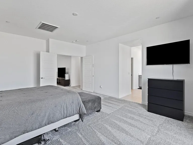 3546 Luciana Glen Ave — Photo 28