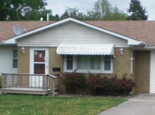 413 Simpson St, Duncombe, IA 50532