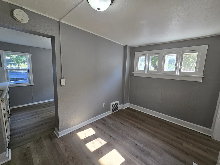 1703 Lafayette St — Photo 8
