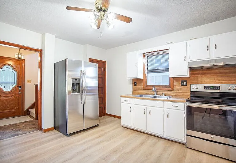 43 Oak St #43 — Photo 4