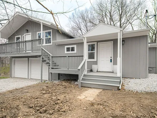 6000 NE 52nd St, Kansas City, MO 64119