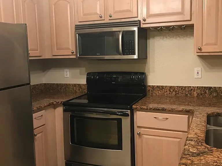 2624 Robert Trent Jones Dr #623 — Photo 20