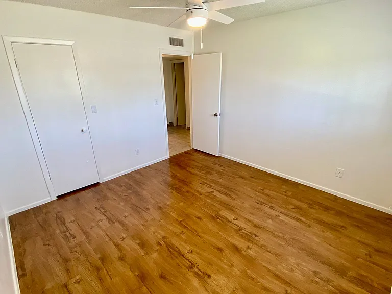 200 S Old Litchfield Rd #3 — Photo 19