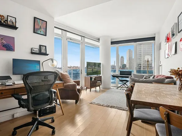 34 N 7th St APT 11H, Brooklyn, NY 11249