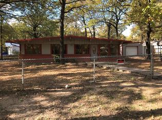 1357 Grove Dr, West Tawakoni, TX 75474