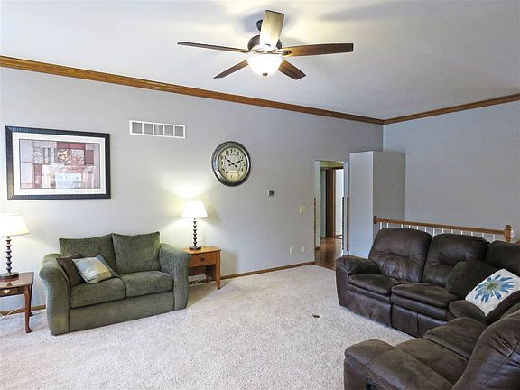 4th image of 1800 Birchwood Ave