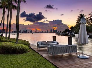 1649 W 22nd St, Miami Beach, FL 33140