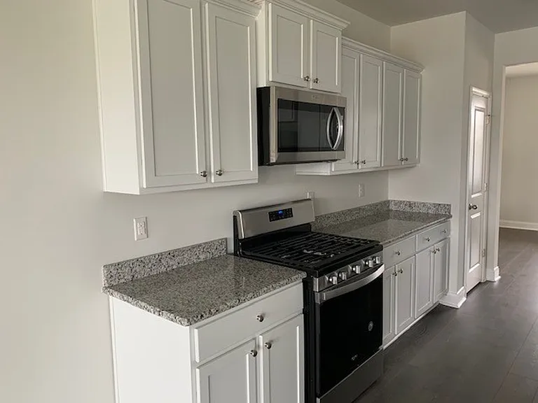 5025 Magnolia Village Way — Photo 9
