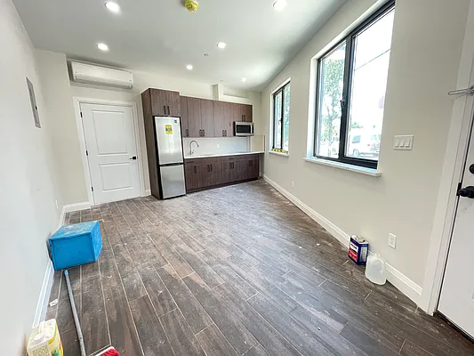 Rented by Daniela Realty, LLC | media 2