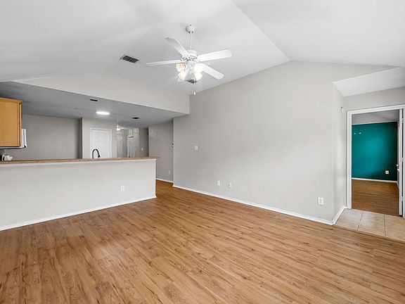 5th image of 6834 Clark Vista Dr