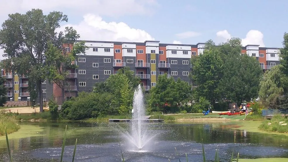 Yahara Terrace — Photo 4