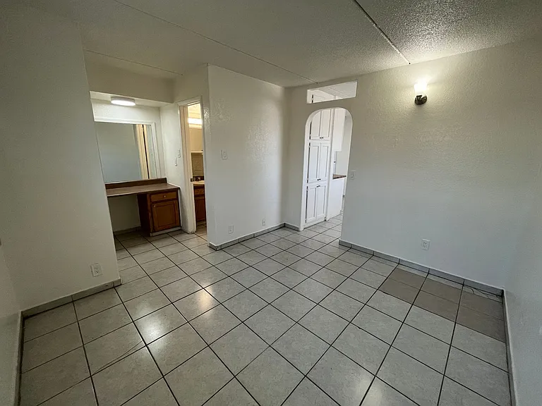 769 E. Pierce St. — Photo 14