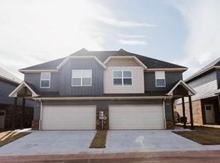 2172 Camino Del Plaza Ln, Edmond, OK 73013