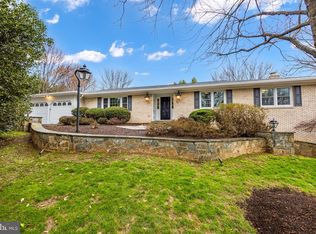 2701 Verily Ct, Oakton, VA 22124