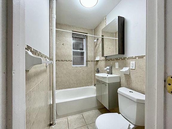 3rd image of 5304 Palisade Ave #204BA