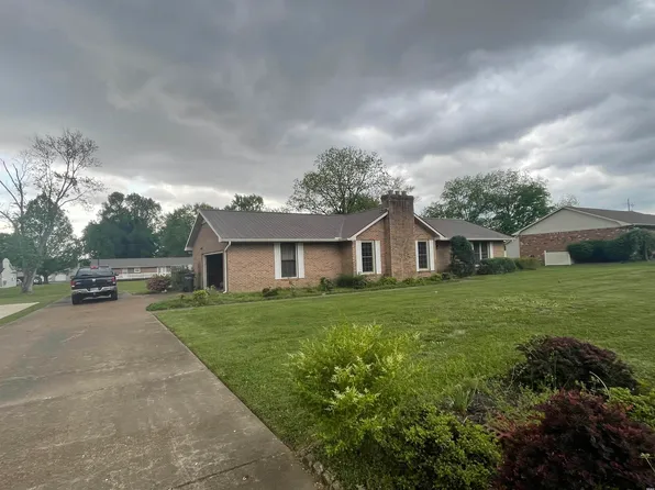 1017 Turner St, Union City, TN 38261