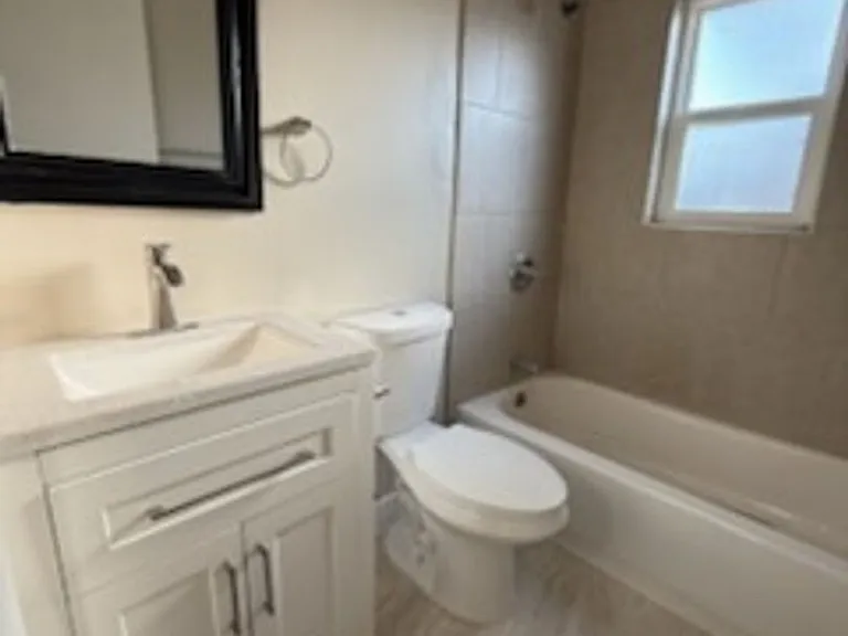 1132 Capuchino Ave — Photo 11
