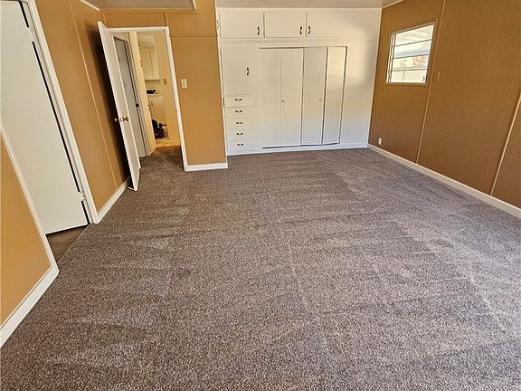 4th image of 169 Balboa Dr