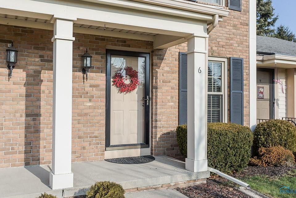 1st image of 6 New England Ln