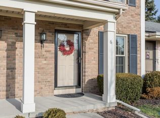 6 New England Ln, Perrysburg, OH 43551