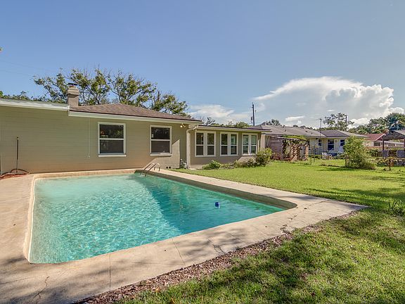 4th image of 6436 Solandra Dr S