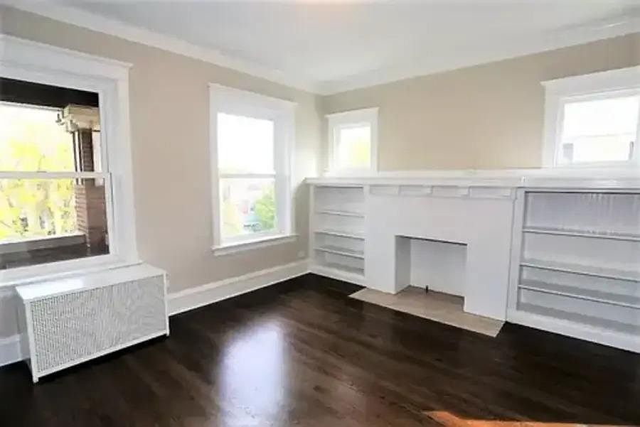 1st image of 1435 W Carmen Ave #1S