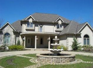 10600 Locust Grove Dr, Chardon, OH 44024