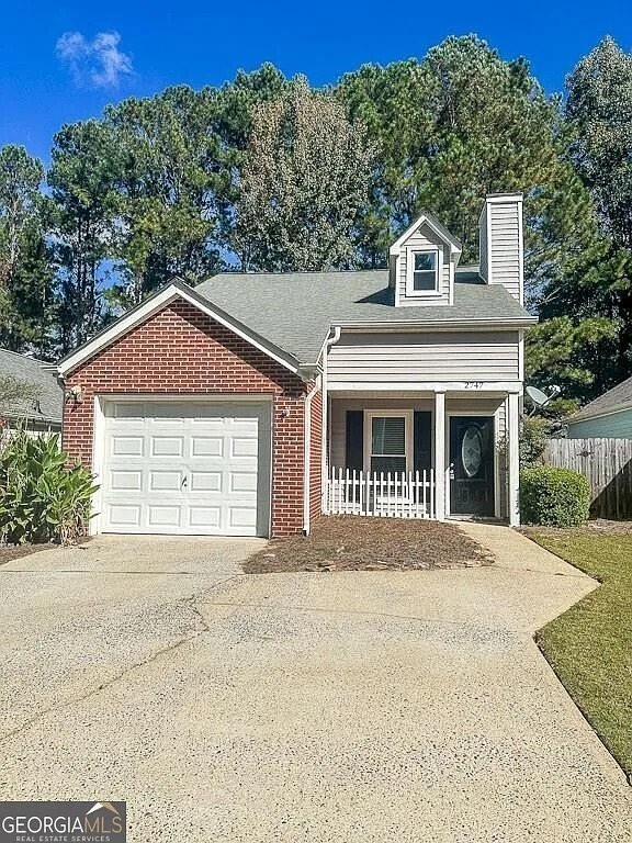 2 bed, 2.0 bath, $2,200 — Photo 1