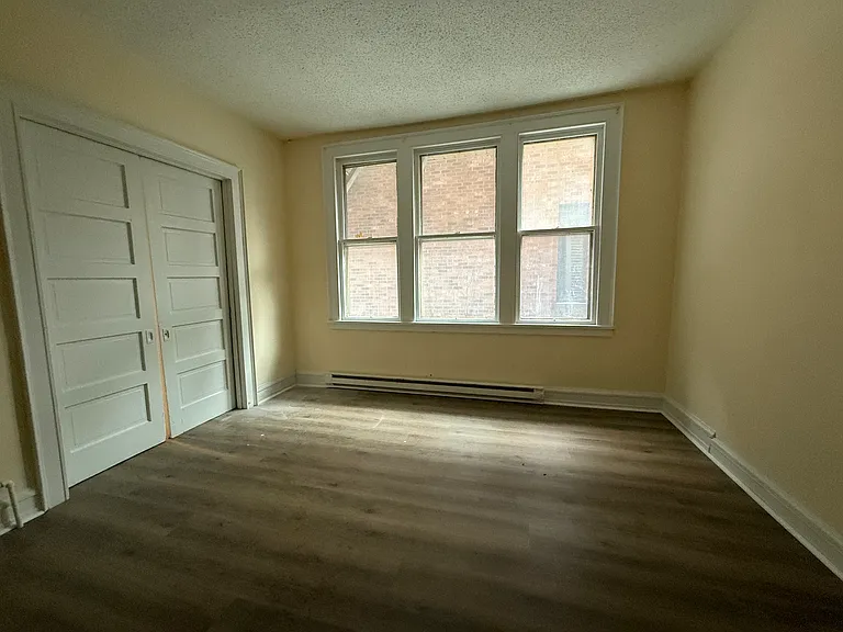165-167 S Hyde Park Ave #2 — Photo 5